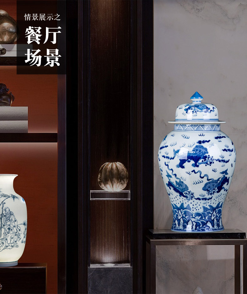 Lion roll silk to the general pot of jingdezhen blue and white porcelain ceramic furnishing articles household act the role ofing is tasted hand - made storage jar