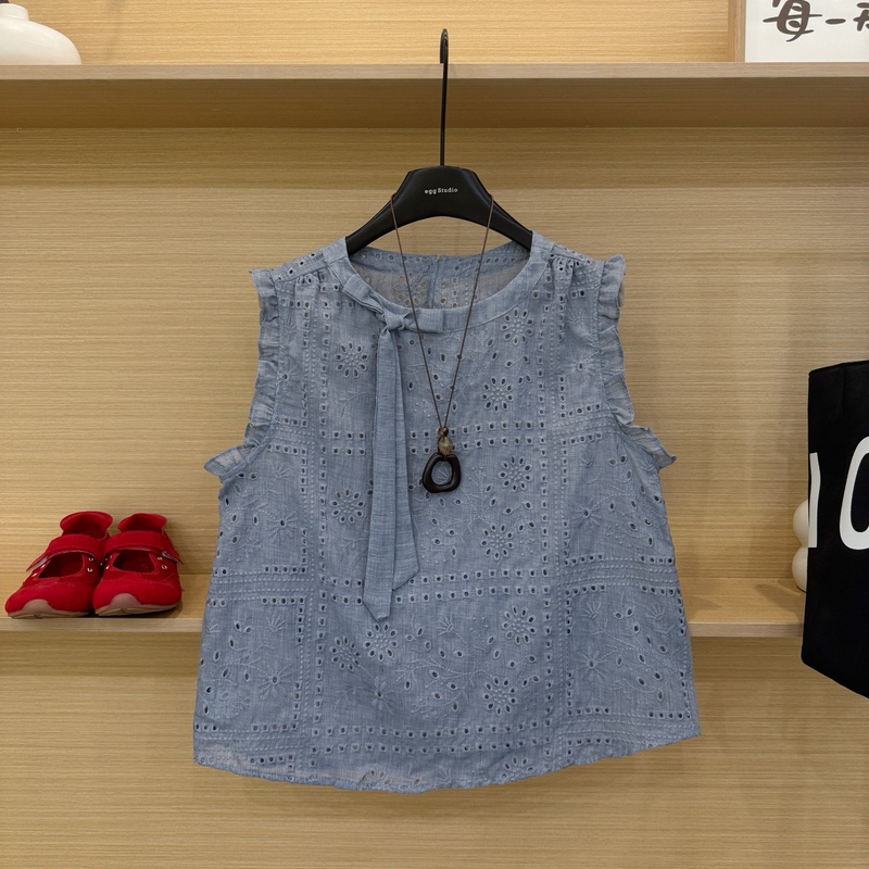 High-End European Goods 2026 Summer New Round Neck Tie Bow Lace Hollow Sleeveless Vest Shirt Women's Top High-End European Goods 2026 Summer New Round Neck Tie Bow Lace Hollow Sleeveless Vest Shirt Women's Top
