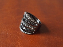 A European German jewelry alloy Hao stone ring 8 1g inner diameter 18mm