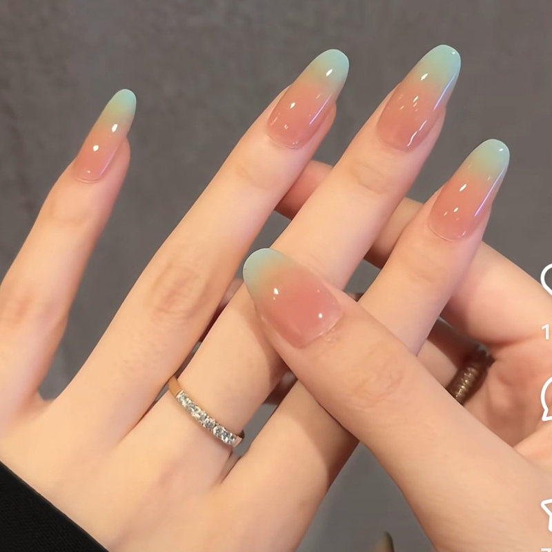 【Mint Latte】Spring and Summer Mint Green Gradient Simple and Brightening Wearable Nails 2025 New Medium Oval Manicure