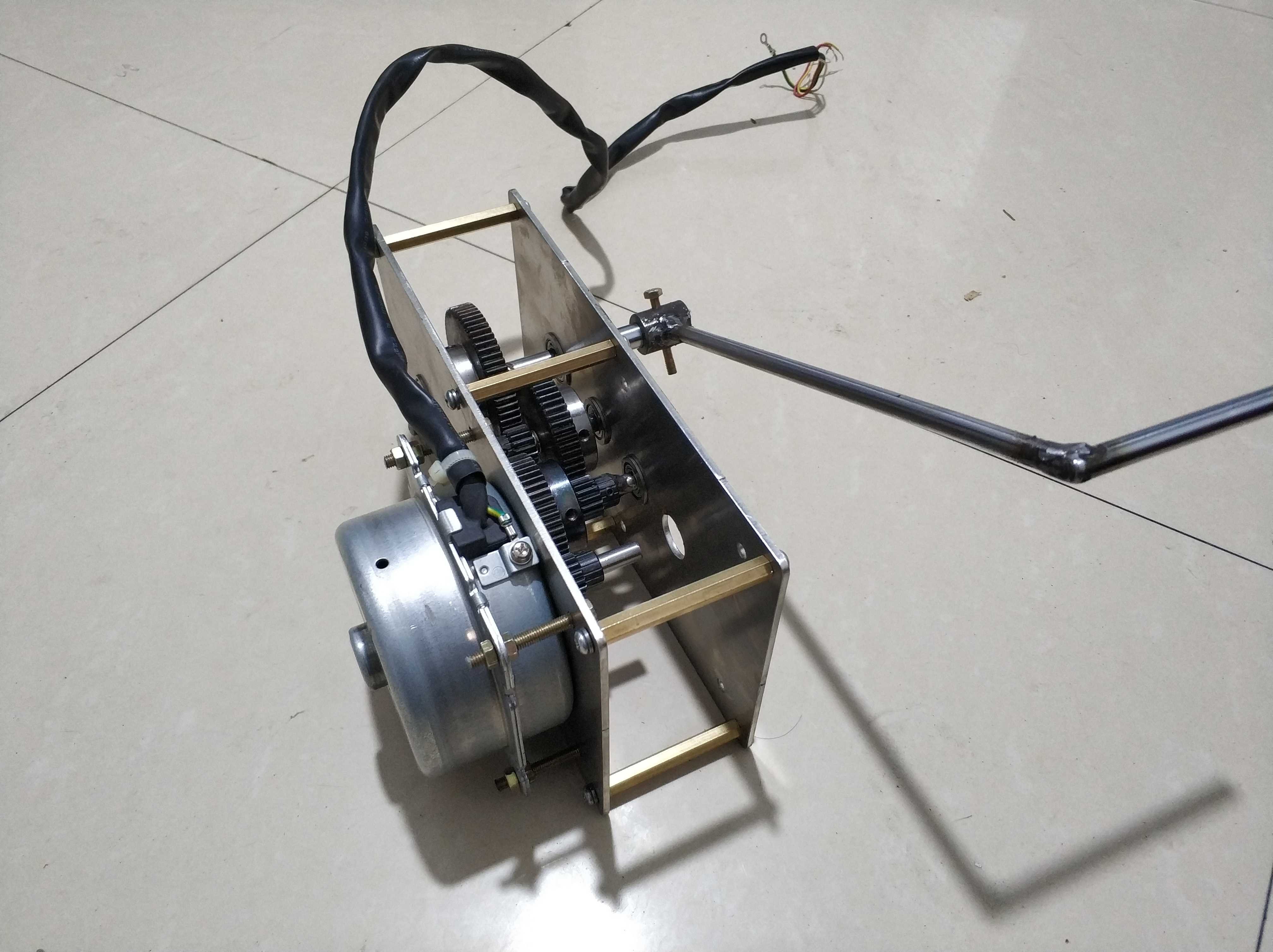 220V380V volt 200 watt hand-cranked generator permanent magnet brushless three-phase four-wire AC hydraulic speed-increasing gearbox