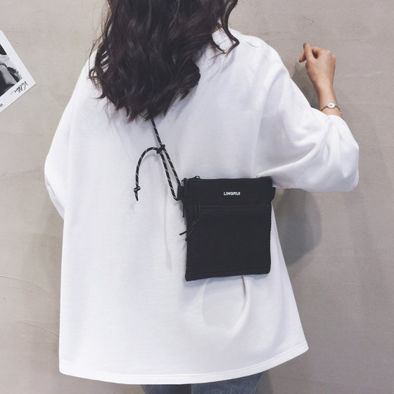 ins潮情侣斜挎小包包女夏网格信封包简约手机包小挎包休闲单肩包