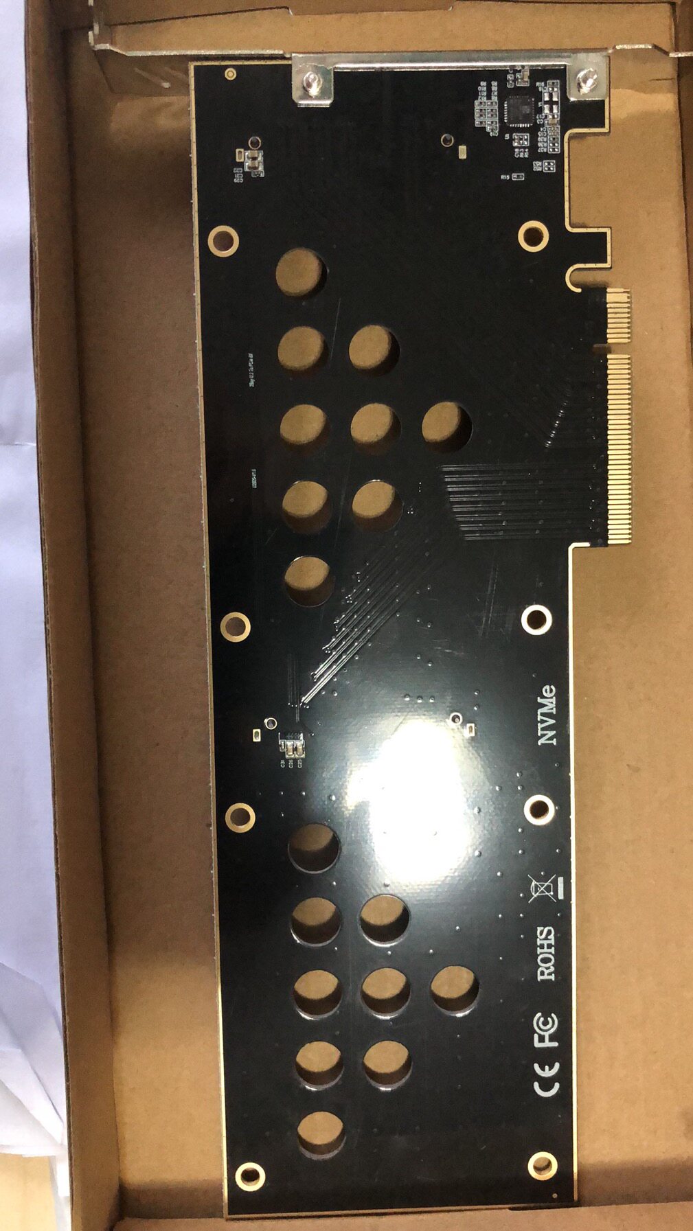 Dual-port U2 to PCIE card Amphenol connector dual-bay full-height U 2 to PCIE 8X adapter card