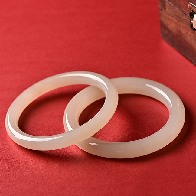 Small fine jade bracelet female ice girl natural Hetian jade bracelet lotus lotus pink Qiao round thin section Wangfu