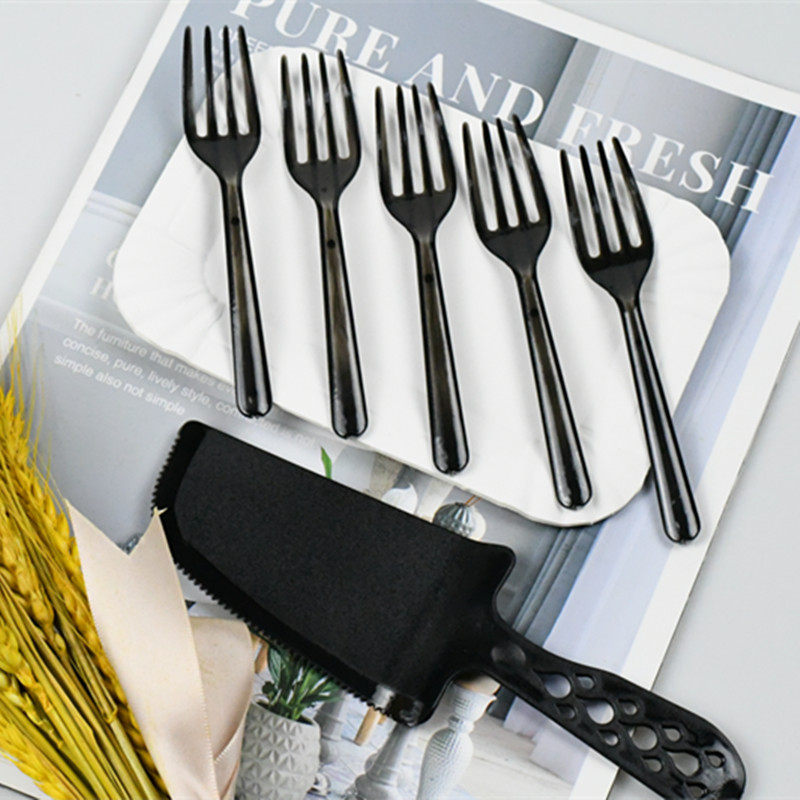 Rectangular transparent disposable cake plate fork fork dinner plate cutter and fork set cut three-in-one fork combination