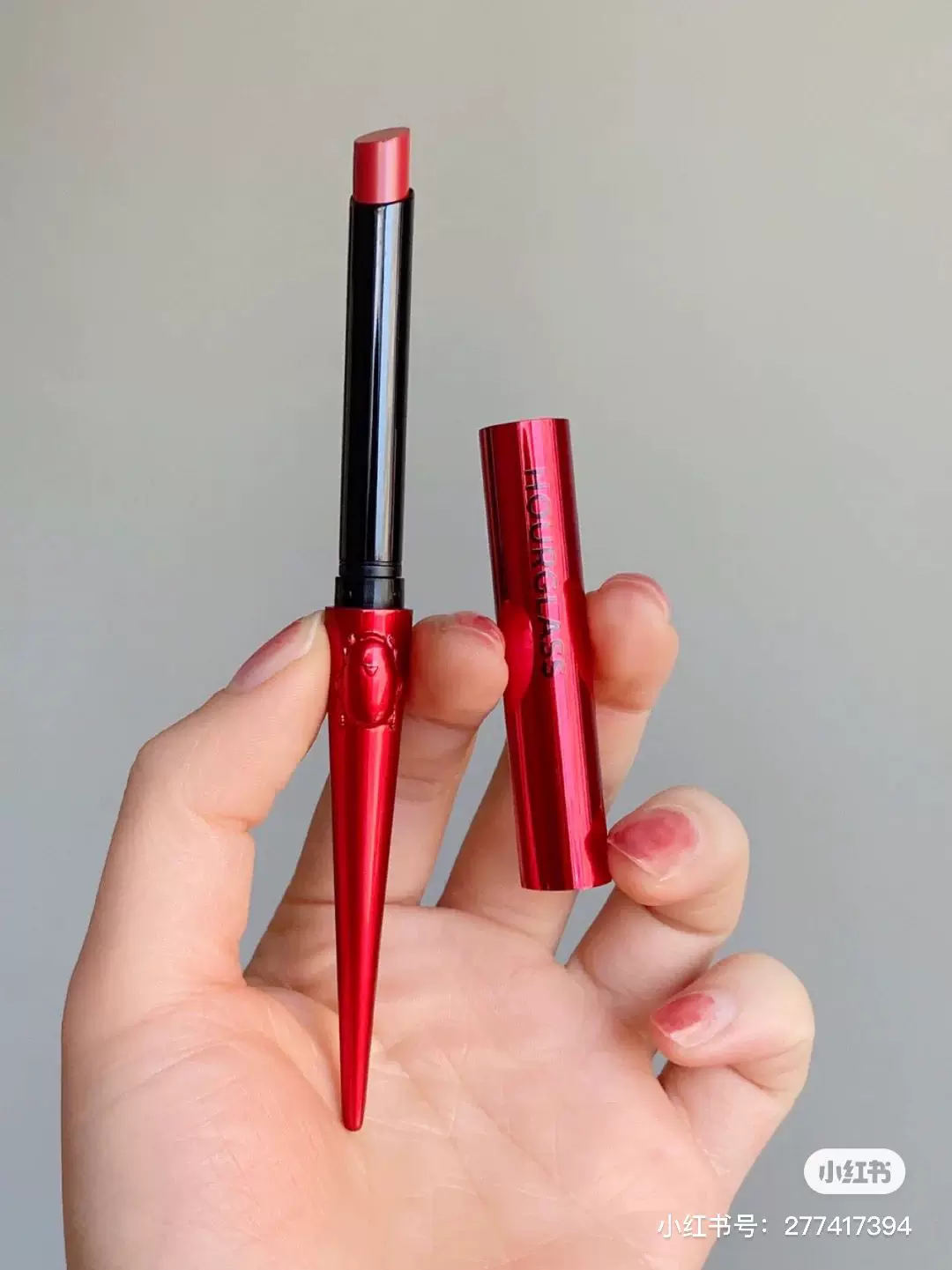 [部分现货Hourglass2021年限量昆虫红管烟管口红red 0/You Make Me]