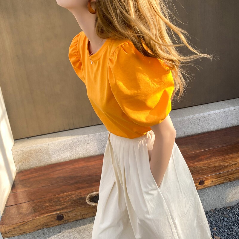 Short-Sleeved T-Shirt for Women 2026 New Summer Orange Bubble Sleeve Lantern Sleeve French Unique and Chic Top