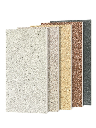 На открытом воздухе плитка пола.