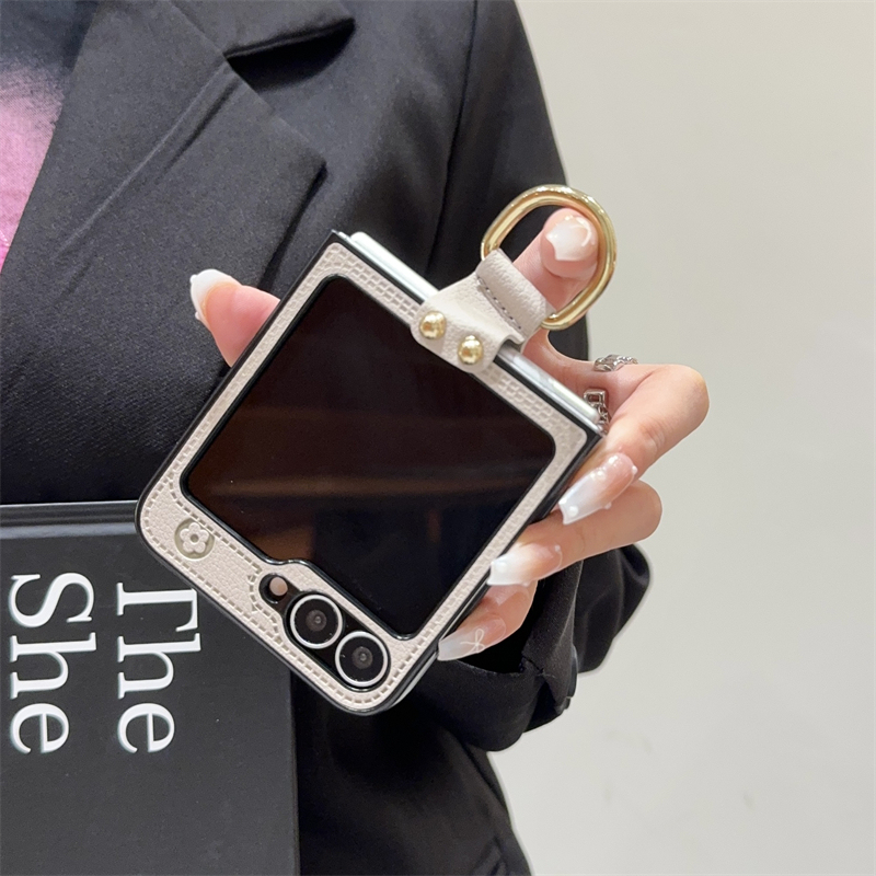 Zfilp7 Is Suitable for Samsung Zflip6 Phone Case, New Ultra-Thin Leather Case Zflip 50% off, Foldable Screen Ring Anti-Drop Protective Case, Galaxy High-End Zflip4 Violent Bear 3 Women's Model, Super Popular