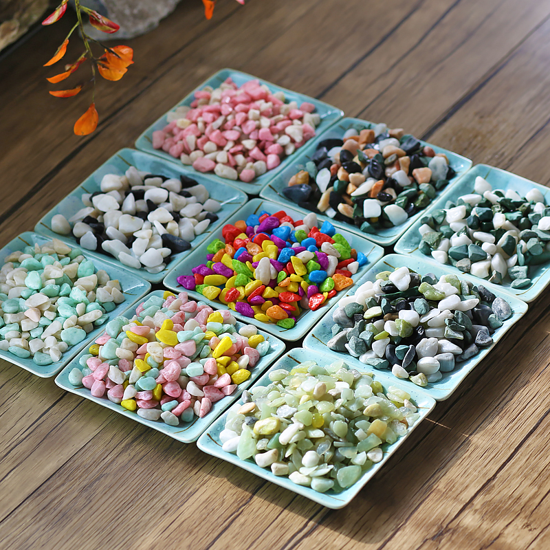 1 catty of small stones, colorful stones, colored stones, succulents, flowers, potted paving stones, fish tanks, decorative landscaping stones