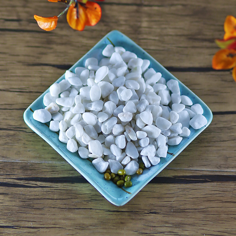 1 catty of small stones, colorful stones, colored stones, succulents, flowers, potted paving stones, fish tanks, decorative landscaping stones