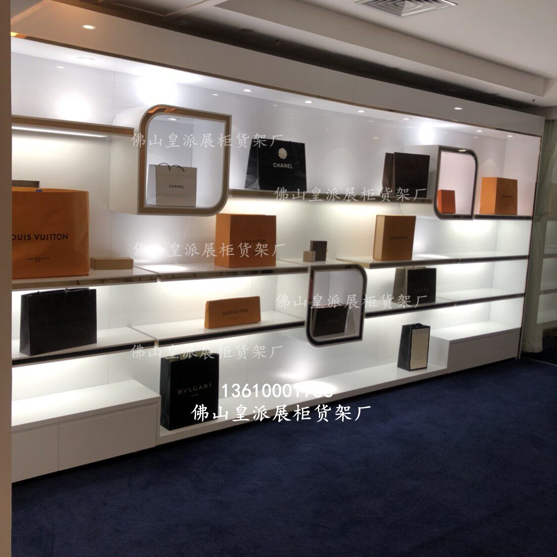 Shoe store display racksMall storeNakashima cabinetLuggage display cabinetBeauty live roomBaking paint exhibition hallSample showcase