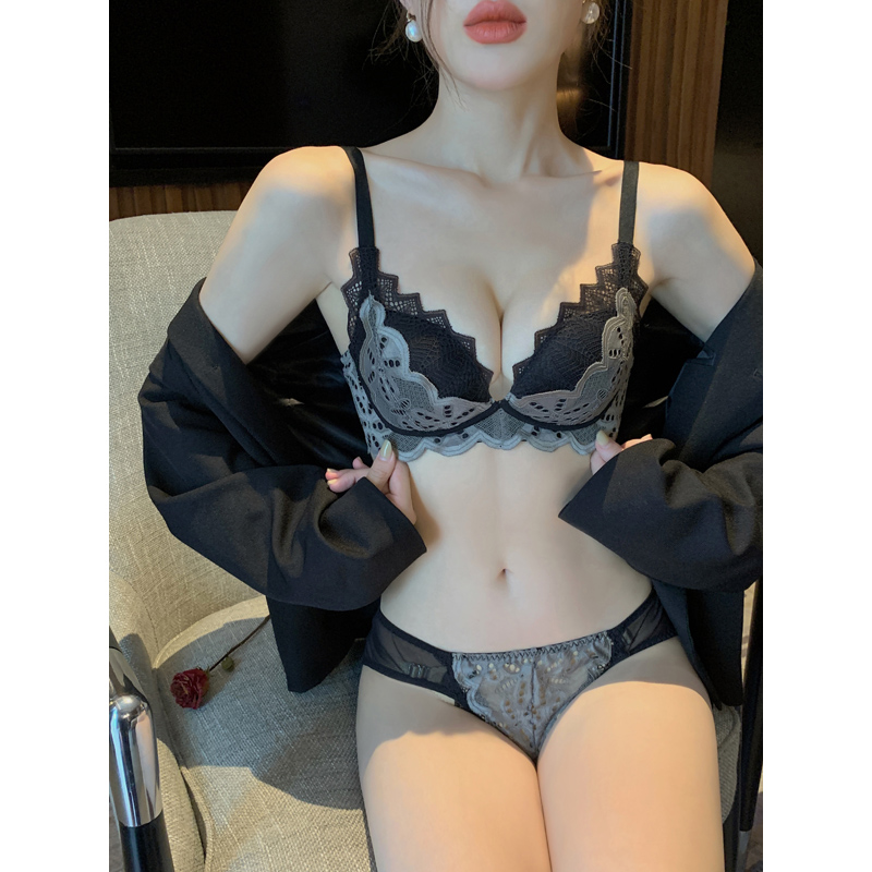 Adjustment-type lingerie female small breasts gather to thicken no steel ring to collect sub-breast flat breasts special lace small cute suit