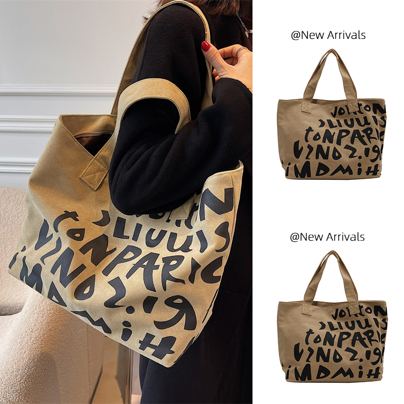 Korean version Mother and baby bag out to be produced 2022 new black large capacity letters Canvas Bag Single Shoulder Mommy Bag