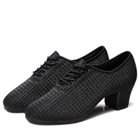 Черный и высокий 5 см