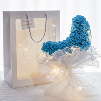 Creative gifts Girls send girlfriends girlfriend moon bouquet Rose gift box Girl heart confession Birthday gift Practical