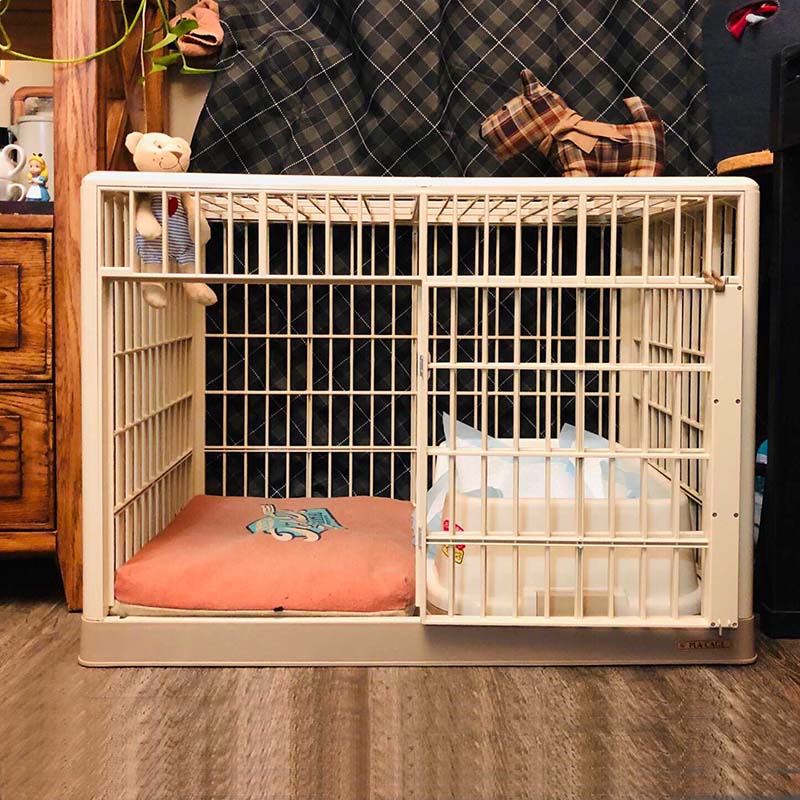 Japan IRIS dog cage Teddy teddy Bears small and medium dog Alice pet resin dog cage with toilet separation