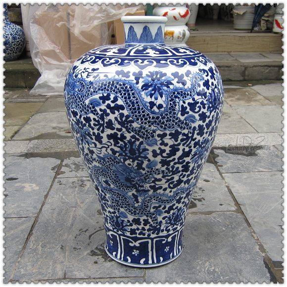 Superworth recommended Jingdezhen ceramic ware antique hand painted green flower 5 dragons wearing flower plum bottle table face vase special price pendulum piece