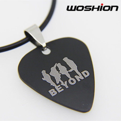woshion Watson GusMusic metal punk titanium steel pluck necklace Beyond the Ann band Wong Ka-kui