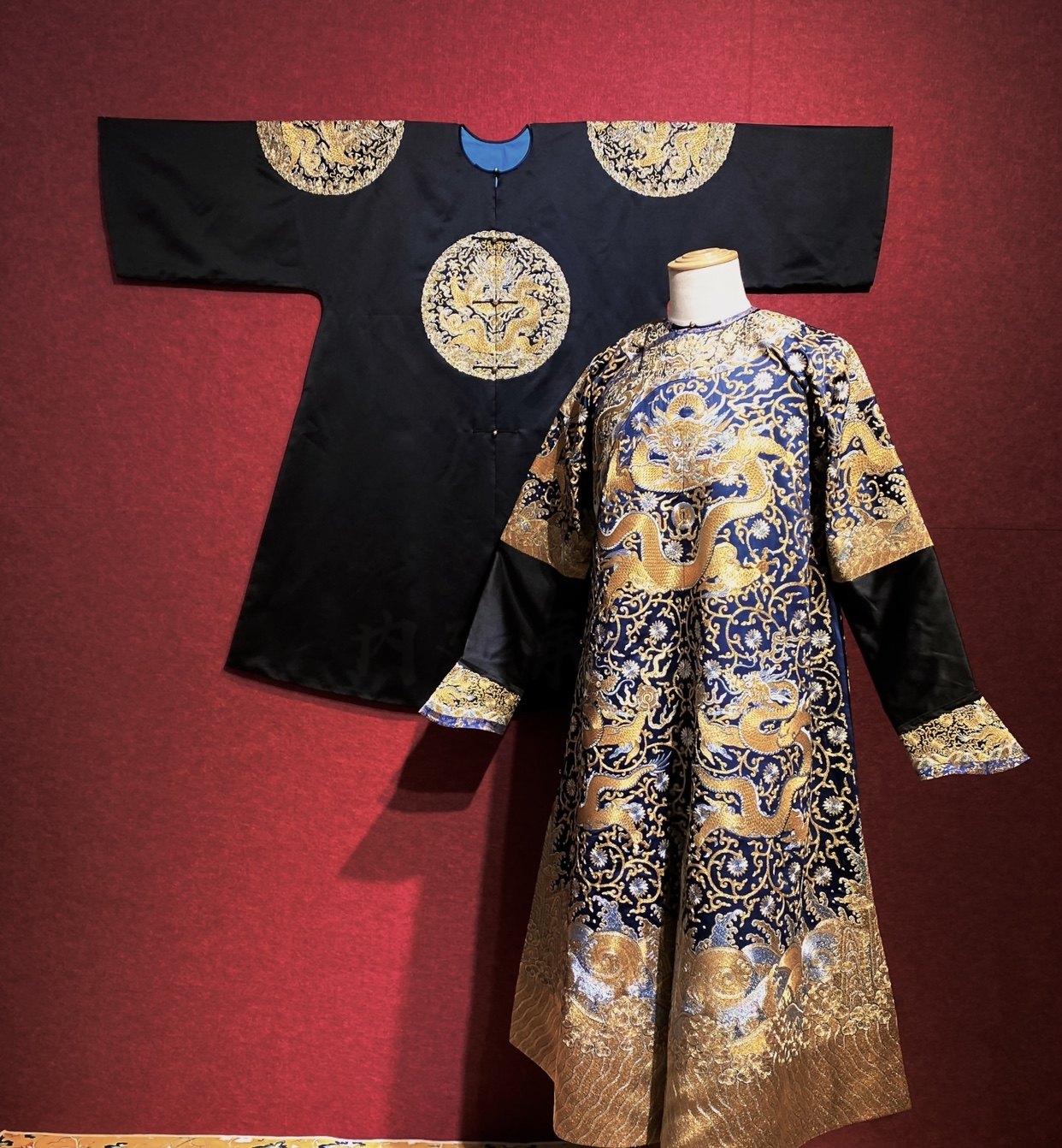 乾隆吉服復刻內廷承造四團金龍袞服青年休閒吉服袍印花龍袍吉服