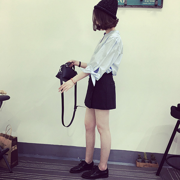 2018 mùa xuân mới của phụ nữ Hàn Quốc phiên bản của văn học tươi sọc dọc lỏng mỏng V-Cổ áo thun áo sơ mi nữ sơ mi tay ngắn