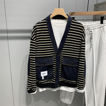 Black and white striped knit cardiovert male autumn Chauded port Wind day system loose 100 lap V neckline denim splicing tooling jacket