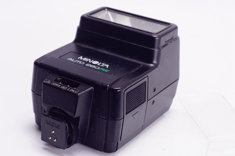 复古控的福音！美能达MINOLTA 280PX闪光灯，你的胶片摄影新搭档