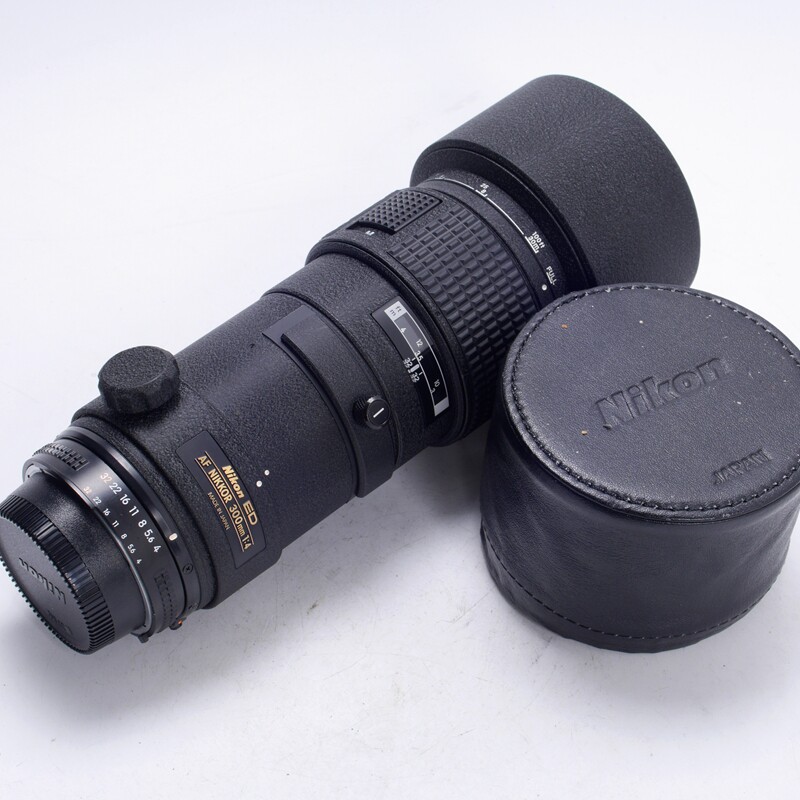 尼康AF 300/4 ED：无防抖的300mm F4定焦，为何仍是体育摄影的工程优选_