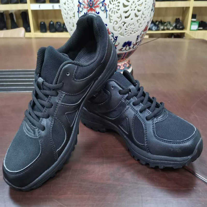 New Ultra Light Black Fitness Shoes Men Fire Training Shoes Rubber Shoes Men Wear Labor Shoes Free Shoes Liberation Shoes Sports Running Shoes