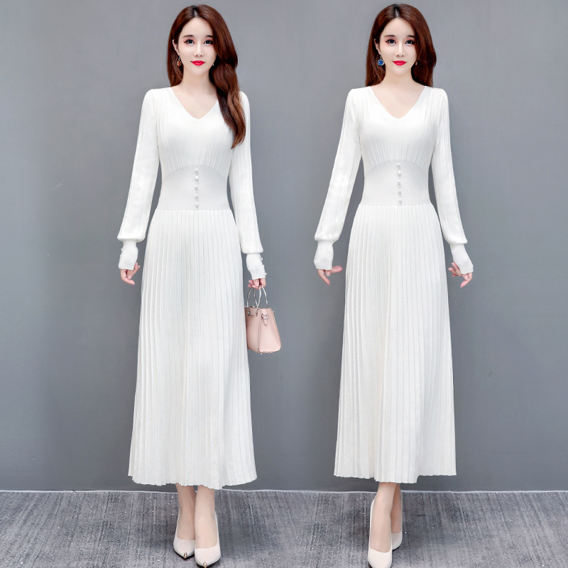 White Knitted Dress Slimming 2026 Autumn New Style Inner Wear Over-The-Knee Pleated Long Skirt Sweater Base Dress for Women Autumn and Winter