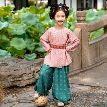 ເດັກຍິງ hanfu tang-made printed mid-length robe round neck with pants ດູໃບໄມ້ລົ່ນໃຫມ່ຂອງເດັກນ້ອຍແບບໂບຮານຂອງ tang dynasty figurines tang ຂະຫນາດນ້ອຍ