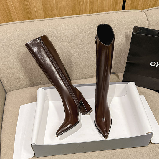 Genuine Leather, Stunningly Beautiful Early Autumn Pointed-Toe High-Heeled Long Boots for Women, 2025 Autumn and Winter, Super Trendy, Fashionable and High-End Long Boots