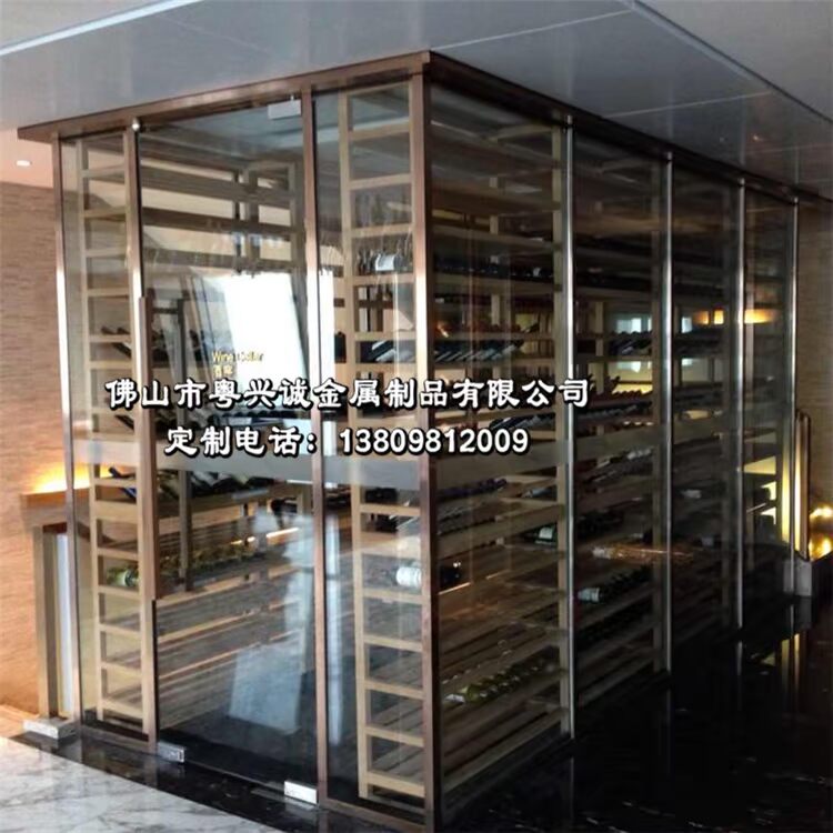 Châu Âu vàng hồng cao cấp tùy chỉnh đẳng cấp nhiệt độ và độ ẩm không đổi tủ rượu vang thép không gỉ Mỹ thiết kế giá rượu bằng thép không gỉ tủ quần áo kính