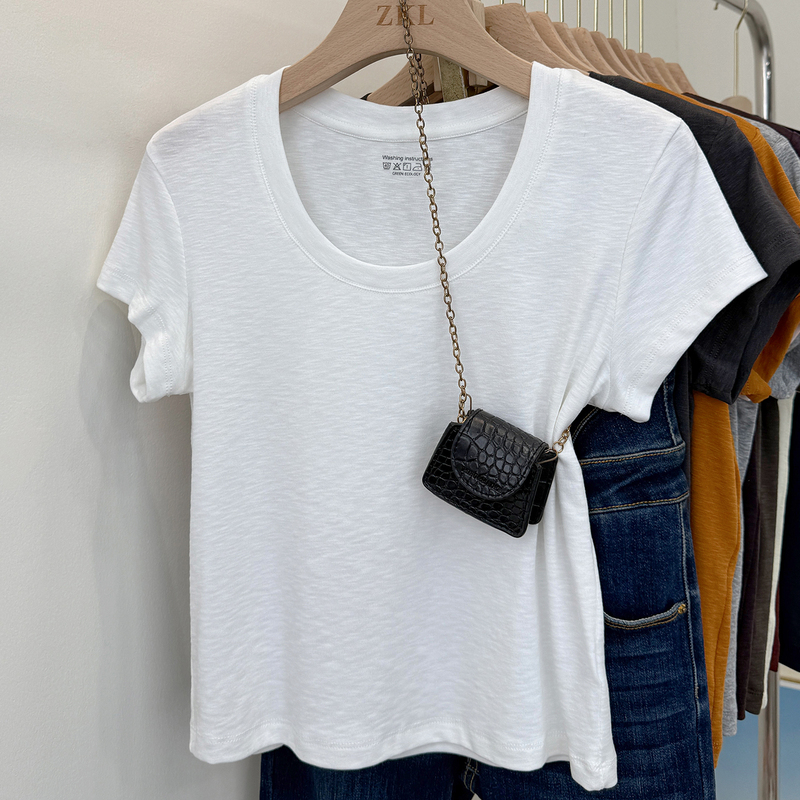 Korean Style U-Neck Regular Shoulder T-Shirt for Women, Short-Sleeved, 2026 Summer New Model, Multiple Colors Available, Slimming, Casual, Clean-Cut Top Korean Style U-Neck Regular Shoulder T-Shirt for Women, Short-Sleeved, 2026 Summer New Model, Multiple Colors Available, Slimming, Casual, Clean-Cut Top
