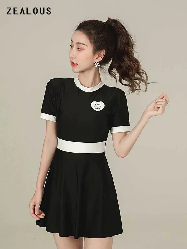 Купальный костюм DK для студентов, коллекция 2023, Slim fit