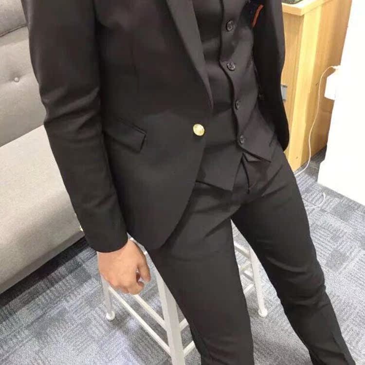 Phù hợp với nam mới Hàn Quốc Slim một nút phù hợp với ba mảnh phù hợp với chú rể đám cưới nhỏ phù hợp với nhà tạo mẫu tóc áo nam