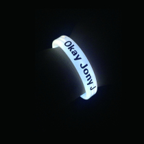 Wang Jiaer aid bar night running fluorescent bracelet custom luminous bracelet toy trampoline night light stick wrist strap