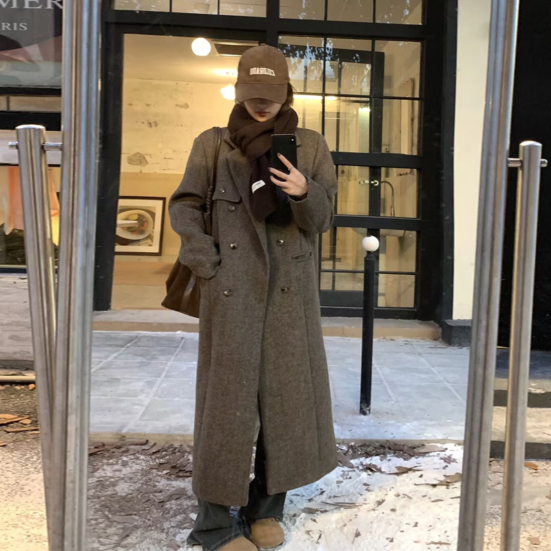 What about the sub-coat lady autumn winter senior sensation Mao's coat 2023 new small sub thickened this year Pop Hepburn-Taobao