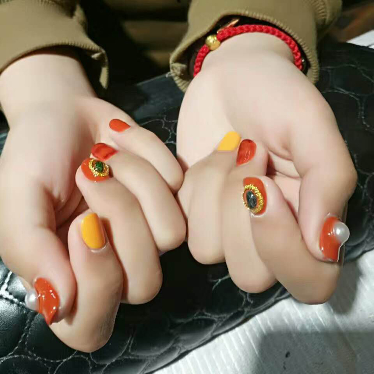 2021 spring summer pumpkin Tuotaochromatic nail polish rubber nail salon special eco-friendly unshackle orange kotan gel nail polish