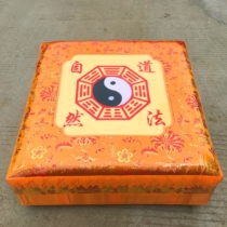 Taoist Bagua worship mat Solid wood Worship God mat Meditation mat Taoist Tai Chi Bagua Solid wood Kneeling mat