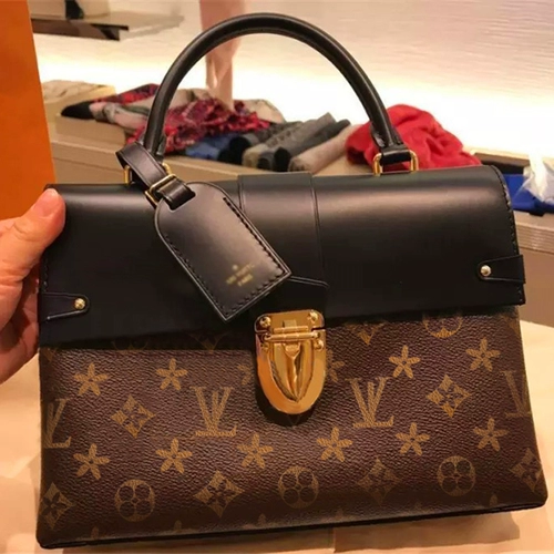 Французский Cangkang подлинный 2023-843 Хорошие вещи выбрали великий Бог рекомендуется кожаный лоскутный швейник.