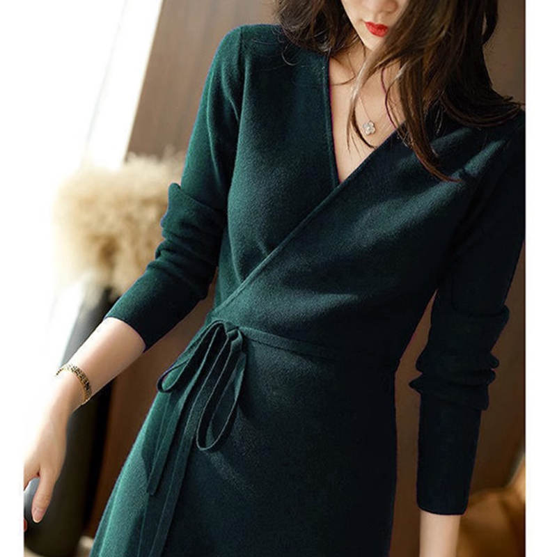 Artistic Retro Dress, Autumn and Winter Thick V-Neck Solid Color Versatile Simple Tie Slimming Mid-Length Knitted Base Dress Artistic Retro Dress, Autumn and Winter Thick V-Neck Solid Color Versatile Simple Tie Slimming Mid-Length Knitted Base Dress