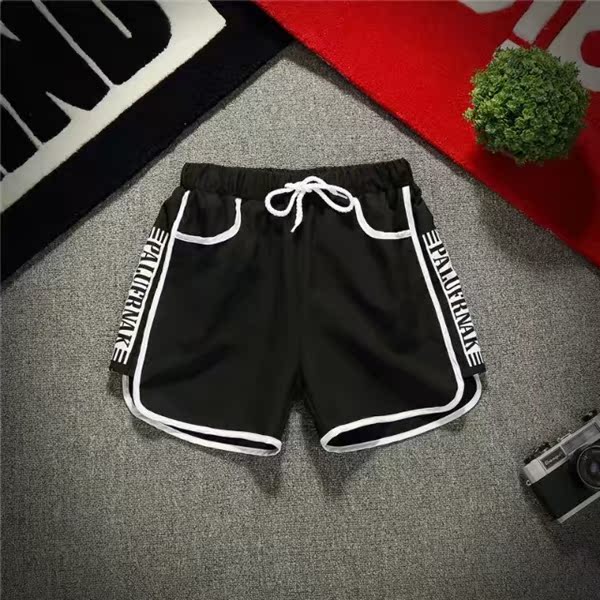 Mùa hè 2019 quần short mới nam và nữ mùa hè Tự canh 3 điểm quần đỏ nhanh với ba người yêu quần đi biển - Quần bãi biển 	quần đi biển giá rẻ	