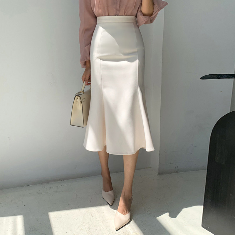 2022 summer new Korean version fashion high waist slim fishtail skirt female flounce temperament professional bag hip skirt