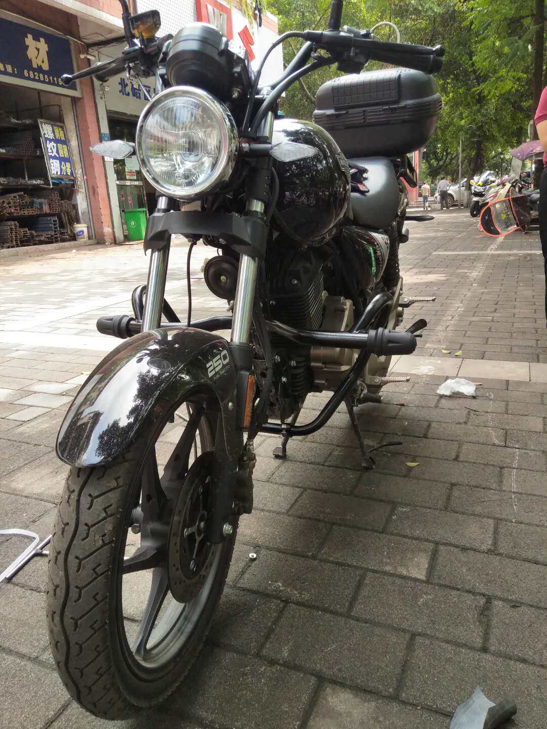 Suitable For Haujiang HJ250C Taiko Locomotive Retrofitted With Retrofit Front Insurance Rod Anti-Fall Rubber Stunt Front-Bag