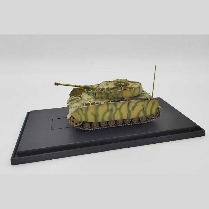Veyron 1:72 Немецкий танк № 4 № 4 H-типа средней модификации в масштабе 1:72, готовая модель 60654 Изображение 1