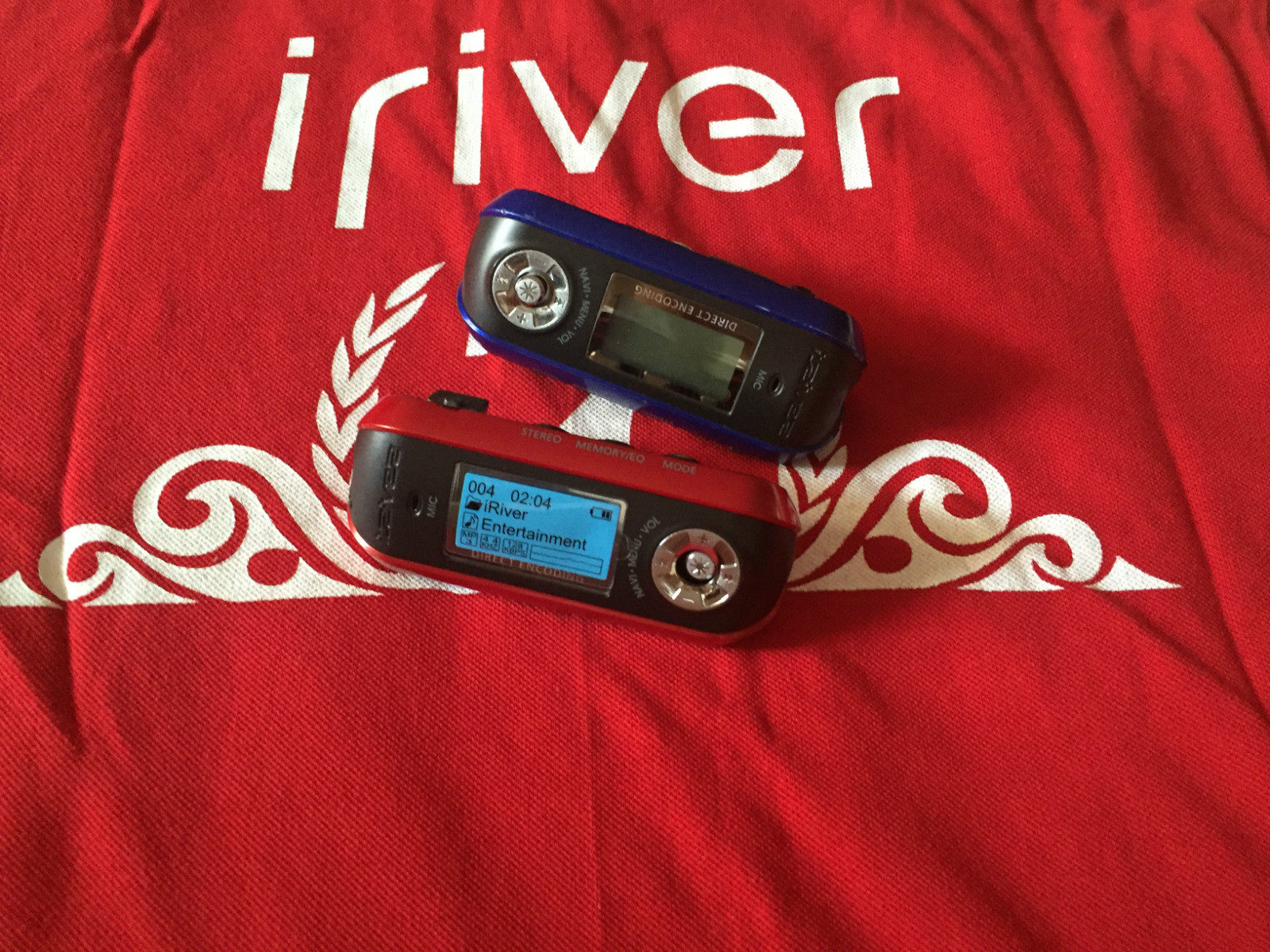 Original Iriver Aly and the iFP800 series brand new shell