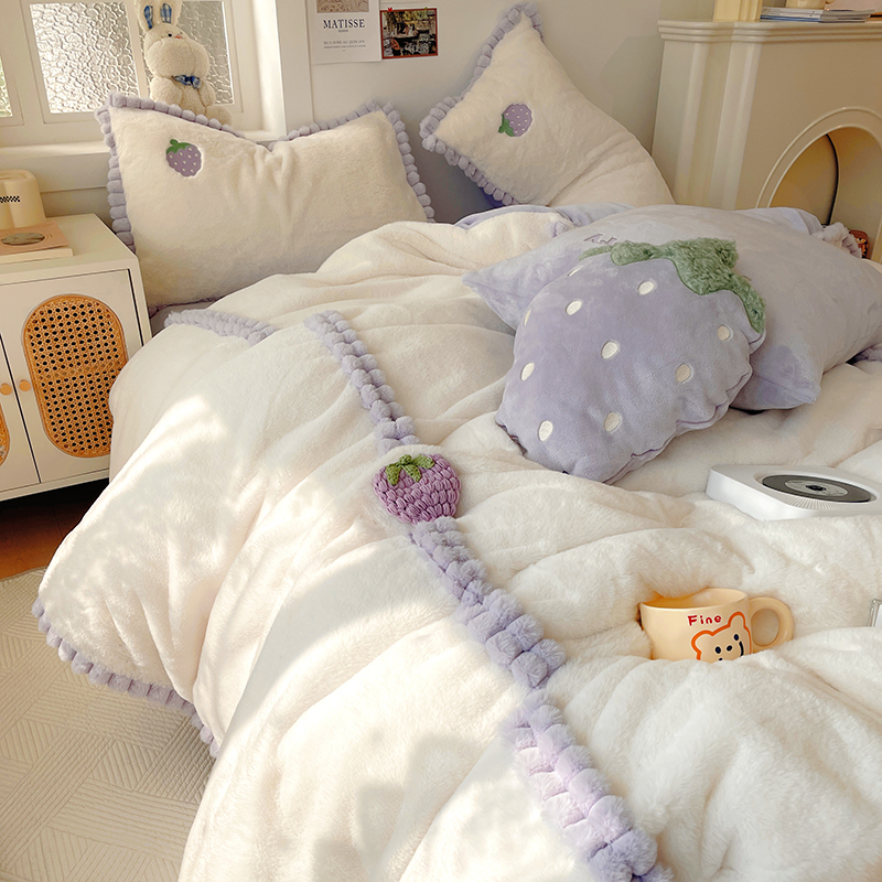 Girly 3D Strawberry Autumn and Winter Rabbit Fur Four-Piece Set Cute Pom-Pom Thickened Milk Velvet Duvet Cover Bedding