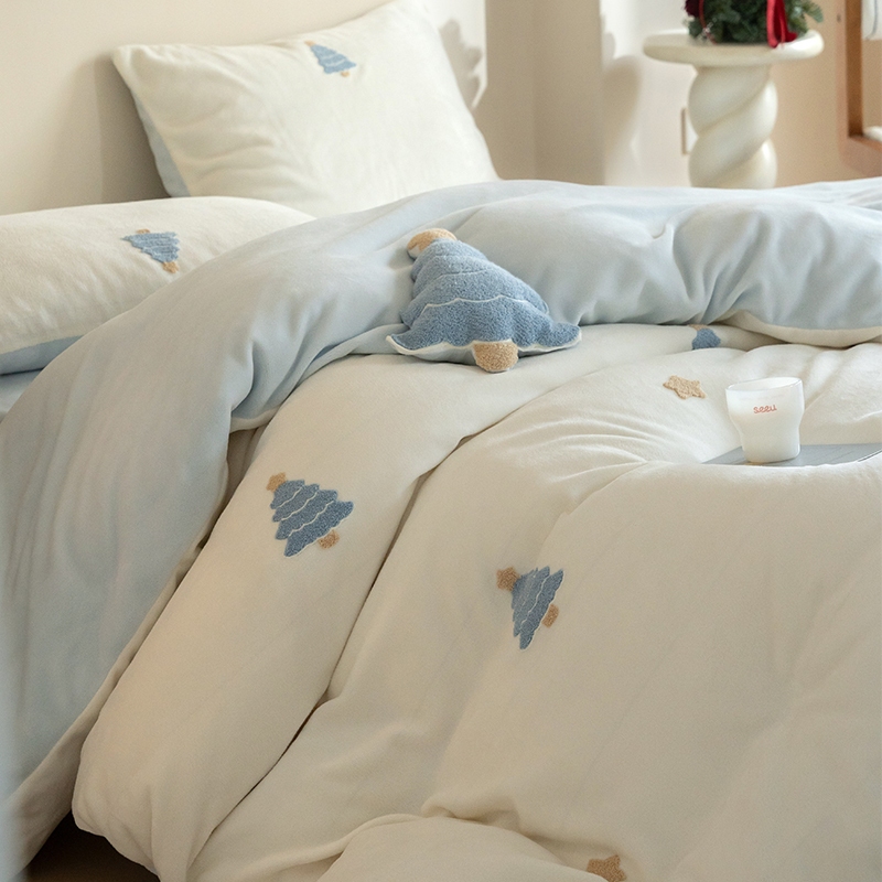 Cartoon Style Autumn and Winter Thickened Milk Velvet Four-Piece Set with Cute Little Tree Embroidery Duvet Cover, Warm Velvet 1.8m Bedding