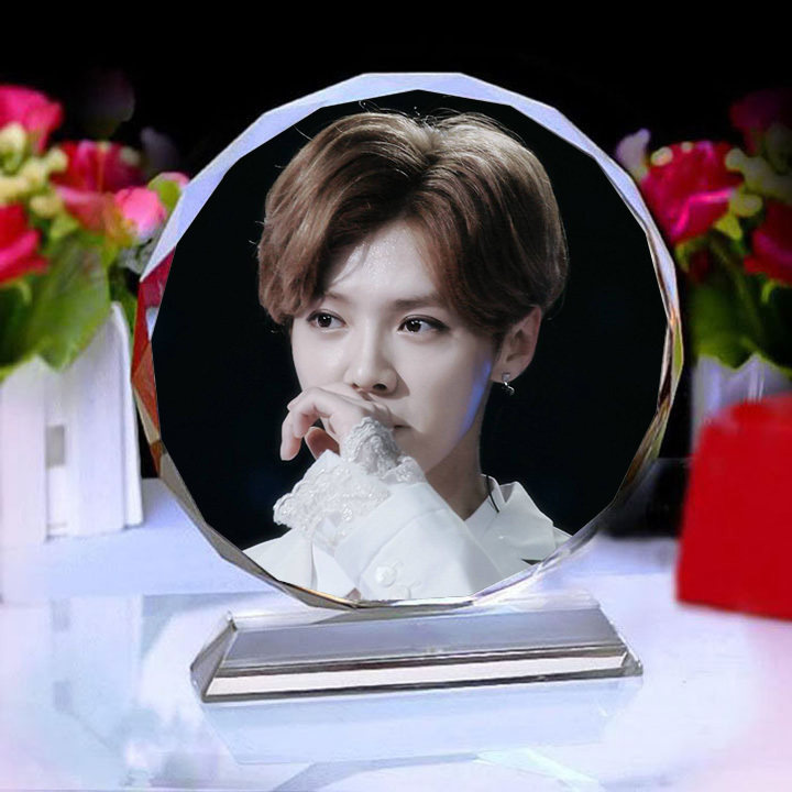 Creative birthday gift for boys and girls EXO Luhan with the same style of star surrounding photo frame decoration for friends and girlfriends